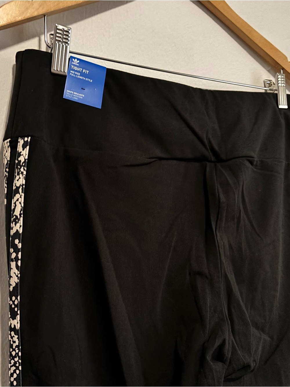 Adidas - Women's 3-Stripes Print Leggings (Plus Size) - Picture 7 of 7